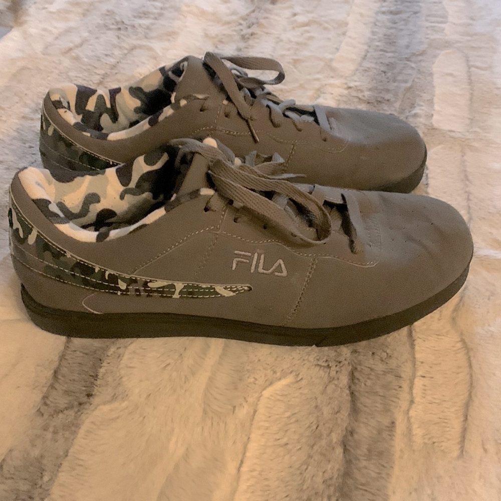 Mens Fila shoes size 11.5